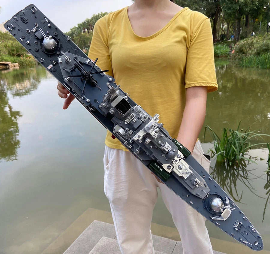 1:275 Scale 31 Inch Remote Controlled Battleship for Use On Lakes, Pools, Rivers, or in an Exhibit
