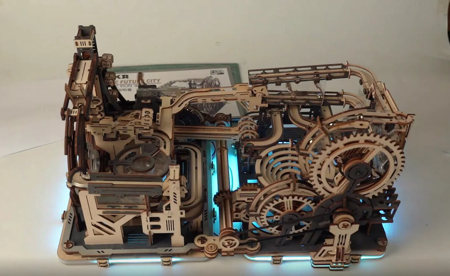 3D Puzzle Marble Run with Light