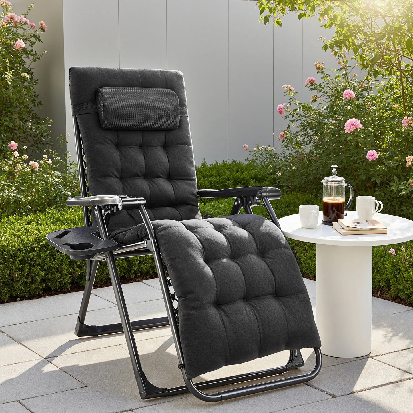 Zero Gravity Recliner Camping Patio Lounge Chair Folding Portable with Cup Holder Trays Removable Cushion For Outdoor Garden