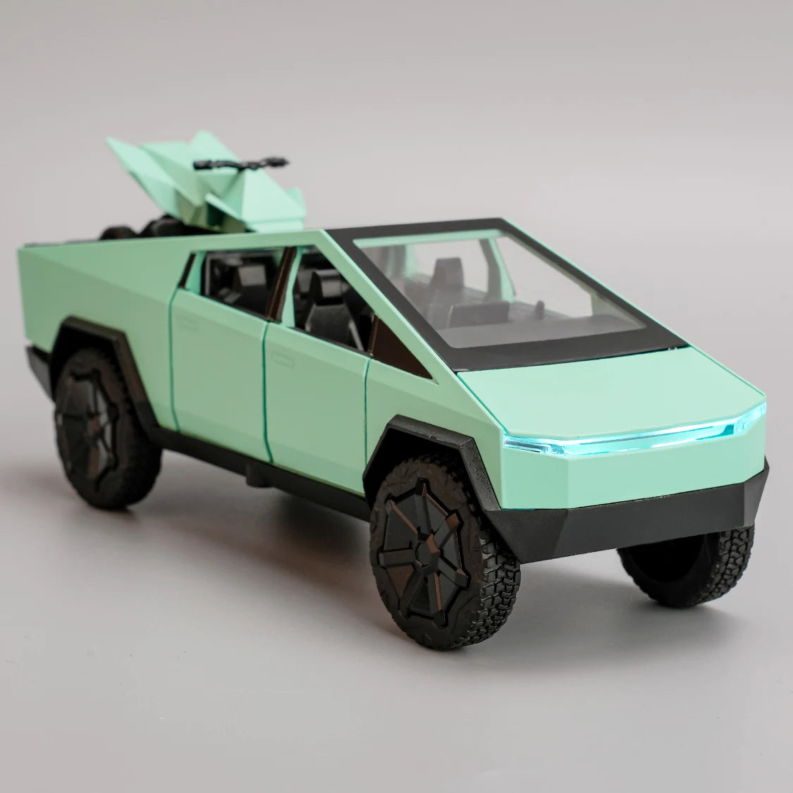 1:32 Scale Zinc Alloy Pickup Model With Sound and Lights